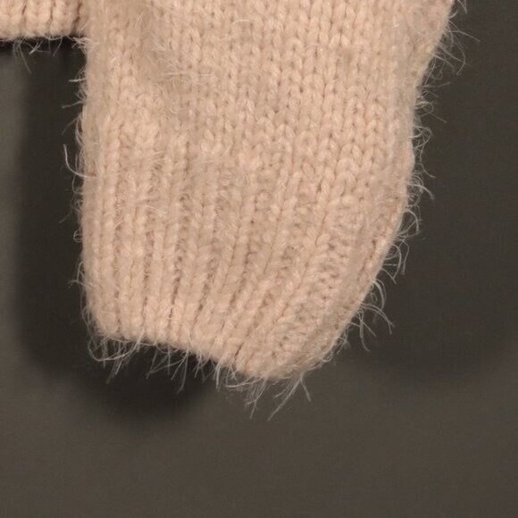 NWT Lulus Feeling It Pale Pink Eyelash Knit Off-the-Shoulder Sweater - Picture 7 of 11